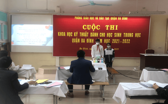 Học sinh trường THCS Phan Chu Trinh xuất sắc đạt giải trong Cuộc thi khoa học kĩ thuật cấp quận dành cho học sinh trung học năm học 2021-2022